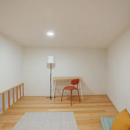 Riverside Loft By Homing *